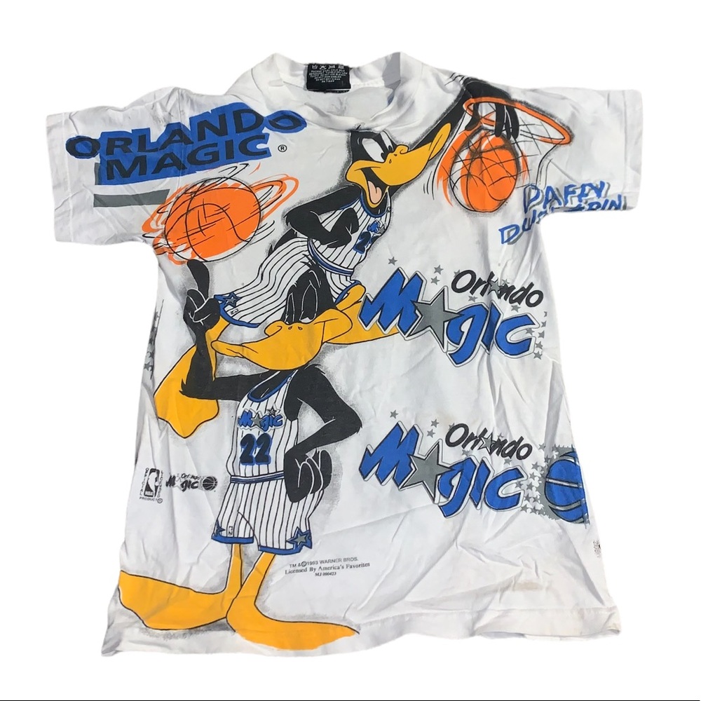 Vintage 1993 Orlando Magic Daffy Duck Looney Tunes All Over Print Shirt